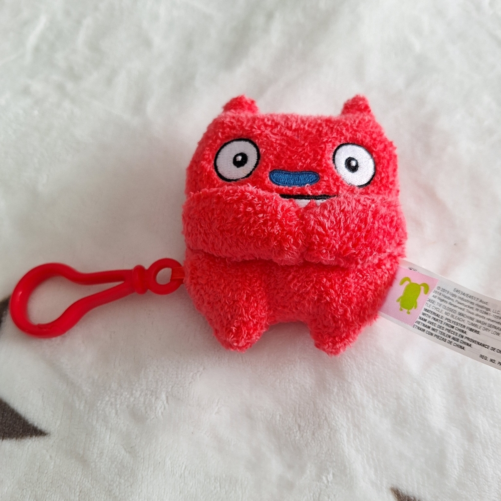 Hasbro Ugly Dolls Lucky Bat To-Go Stuffed Plush Toy 5 inch tall -‎ Bag Tag Clip